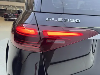 Mercedes-Benz 奔驰GLE(进口) 2024, 37300 км, за 408800 CNY - фото 7