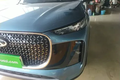 Chery Tiggo 8 PLUS C-DM 2025, 7400 км, за 101718.01 CNY - фото 8