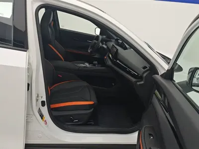 Changan UNI-V 2026, 500 км, за 85800 CNY - фото 8