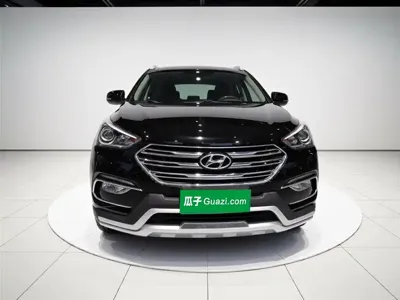 Hyundai Santa Fe 2018, 44400 км, за 51100 CNY