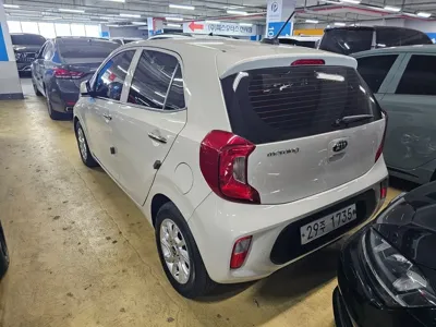 Kia Morning 2018, 95285 км, за 7800000 KRW