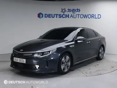 Kia K5 · 2016 год
