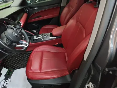 Alfa Romeo Stelvio 2022, 30400 км, за 156200 CNY - фото 15