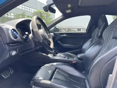 Audi RS 3 2018, 82000 км, за 175000 CNY