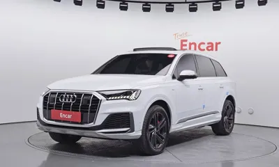 Audi Q7 · 2021 год