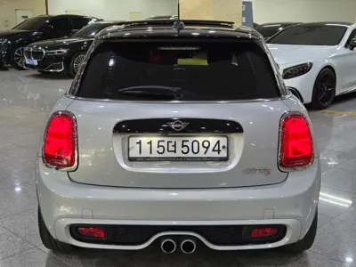 MINI Cooper 2020, 26675 км, за 19100000 KRW