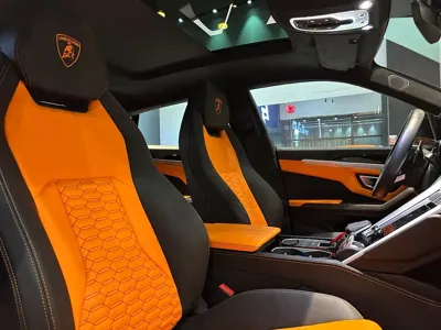 Lamborghini Urus 2023, 15000 км, за 2650000 CNY - фото 17