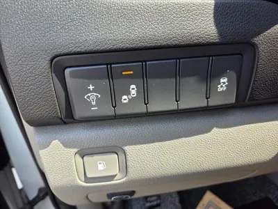 Kia Canival 2018, 165508 км, за 10800000 KRW - фото 7