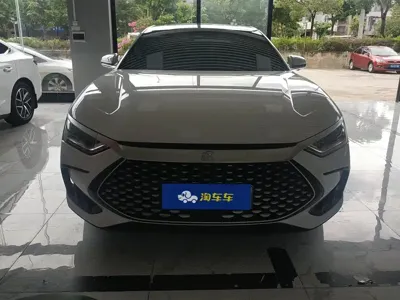 BYD Han 2022, 32400 км, за 92300 CNY