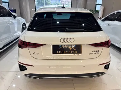 Audi A3 2023, 7000 км, за 156800 CNY