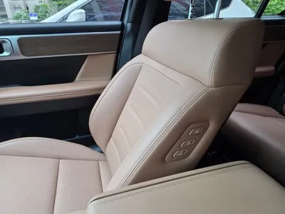 Hyundai Santafe 2026, 19000 км, за 42000000 KRW