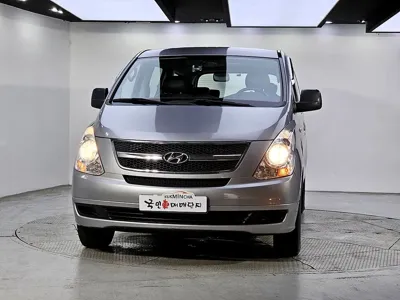 Hyundai Starex · 2011 год