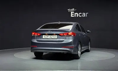 Hyundai Avante 2018, 97392 км, за 9900000 KRW - фото 4