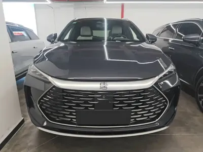 BYD Tang New Energy 2022, 41000 км, за 132100 CNY
