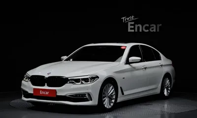 BMW 5-Series · 2018 год