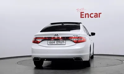 Hyundai Grandeur 2016, 195266 км, за 7600000 KRW