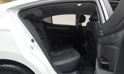 Hyundai Avante 2016, 2347 км, за 12900000 KRW - фото 12