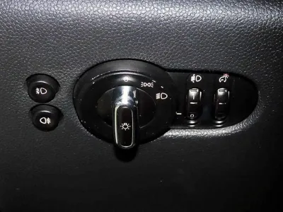 MINI Cooper 2015, 126302 км, за 5200000 KRW - фото 14