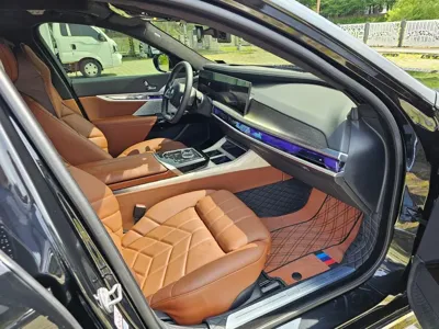 BMW i7 2024, 19500 км, за 140840000 KRW - фото 9