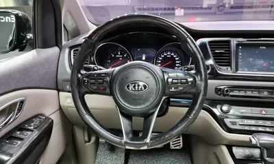 Kia Canival 2017, 225256 км, за 9400000 KRW - фото 14