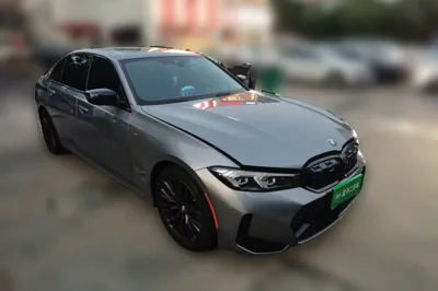 BMW 3 Series 2023, 27300 км, за 191029.73 CNY