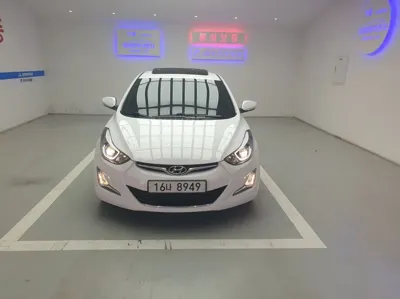Hyundai Avante · 2014 год