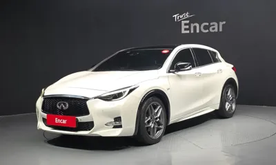 Infiniti Q30 · 2017 год