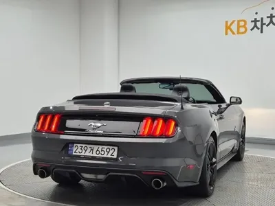 Ford Mustang 2017, 105059 км, за 16300000 KRW