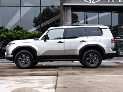 Lexus GX 2026, 2900 км, за 737600 CNY