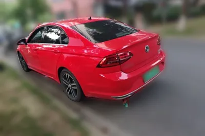 Volkswagen Lamando 2019, 37700 км, за 54239.97 CNY