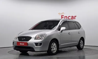 Kia Carens · 2013 год