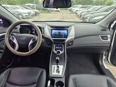 Hyundai Avante 2012, 123278 км, за 4200000 KRW - фото 10