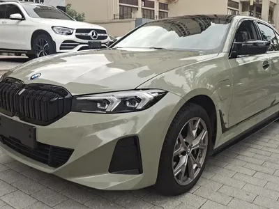 BMW i3 · 2022 год