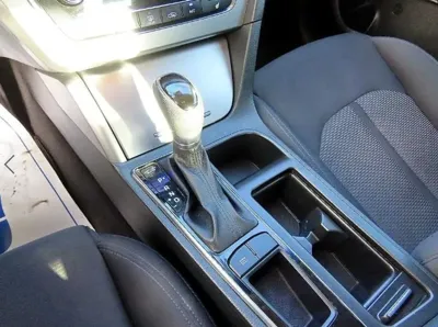 Hyundai Sonata 2015, 87238 км, за 8690000 KRW - фото 11