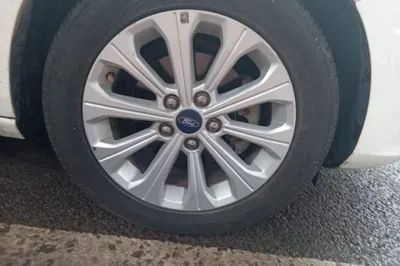 Ford Escort 2017, 89200 км, за 37082.92 CNY - фото 8