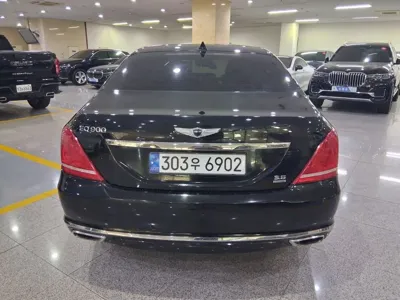 Genesis EQ900 2016, 201971 км, за 11600000 KRW
