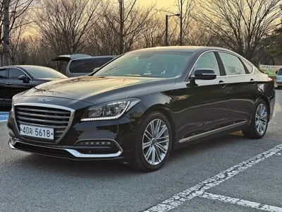 Genesis G80 · 2017 год