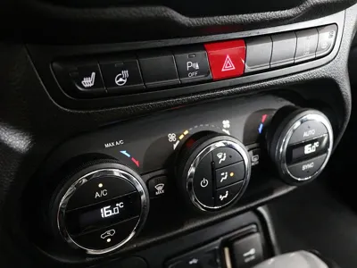 Jeep Renegade 2017, 53279 км, за 10790000 KRW - фото 9