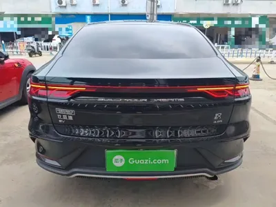 BYD Han 2022, 52100 км, за 106300 CNY - фото 6