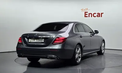 Mercedes-Benz E-Class 2017, 239528 км, за 14500000 KRW