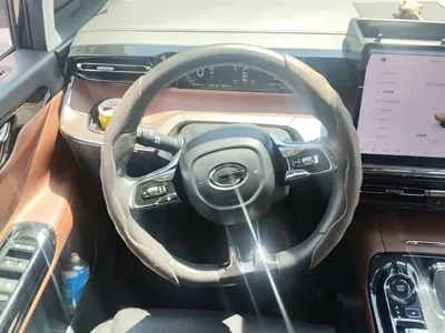 GAC Motor 传祺E8 PHEV 2024, 36700 км, за 145400 CNY - фото 17