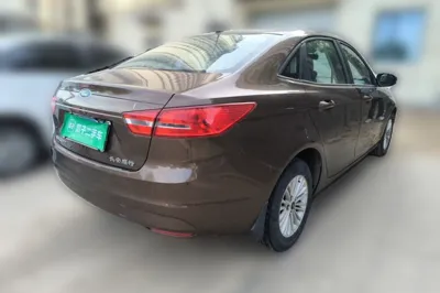 Ford Escort 2017, 62900 км, за 27830.89 CNY - фото 6