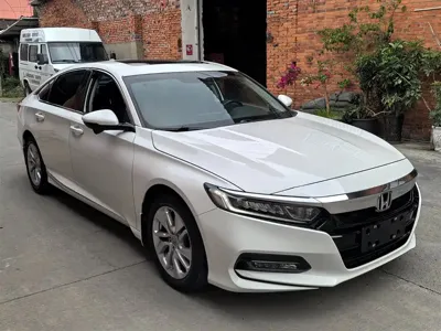 Honda Accord 2019, 64000 км, за 79800 CNY