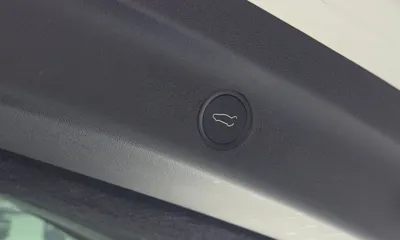 Tesla Model Y 2022, 68237 км, за 38500000 KRW - фото 20