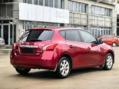 Nissan Tiida 2012, 89000 км, за 19800 CNY