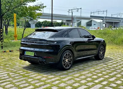 Porsche Cayenne 2024, 15500 км, за 149000000 KRW - фото 7