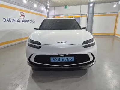 Genesis GV60 · 2023 год
