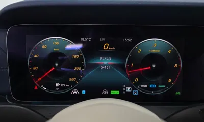 Mercedes-Benz E-Class 2023, 54151 км, за 54500000 KRW - фото 8