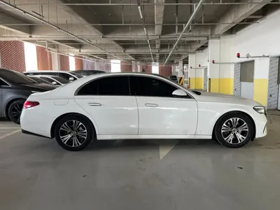 Mercedes-Benz E-Class 2025, 9200 км, за 75050000 KRW