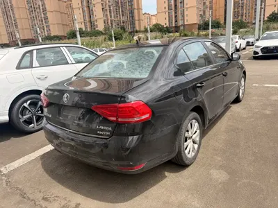 Volkswagen Lavida 2018, 130000 км, за 32800 CNY